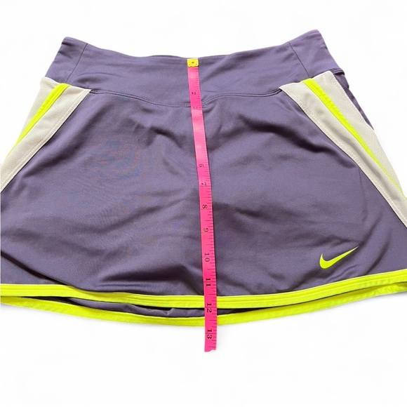 Nike purple Skirt with Yellow Trim and built in shorts size small - Picture 3 of 10
